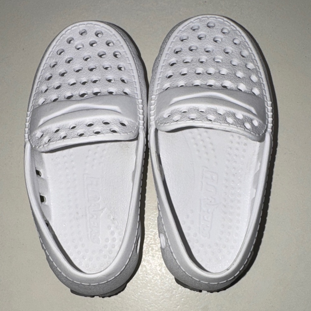 Floaters baby size 4 prodigy driver White driving Water Shoes new - Picture 6 of 8